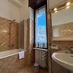 At Few Steps From The - Larihome A16 Донго